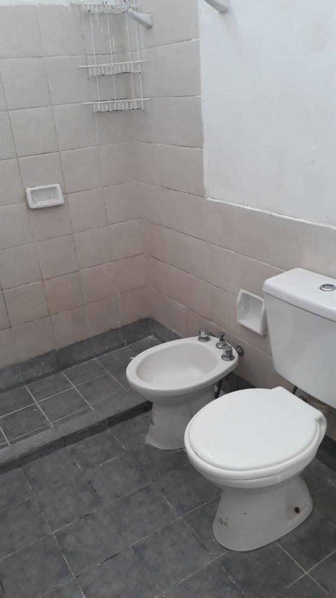 Primera Junta 499 y Alberdi Nro. 2932 San Lorenzo · San Lorenzo — foto 18