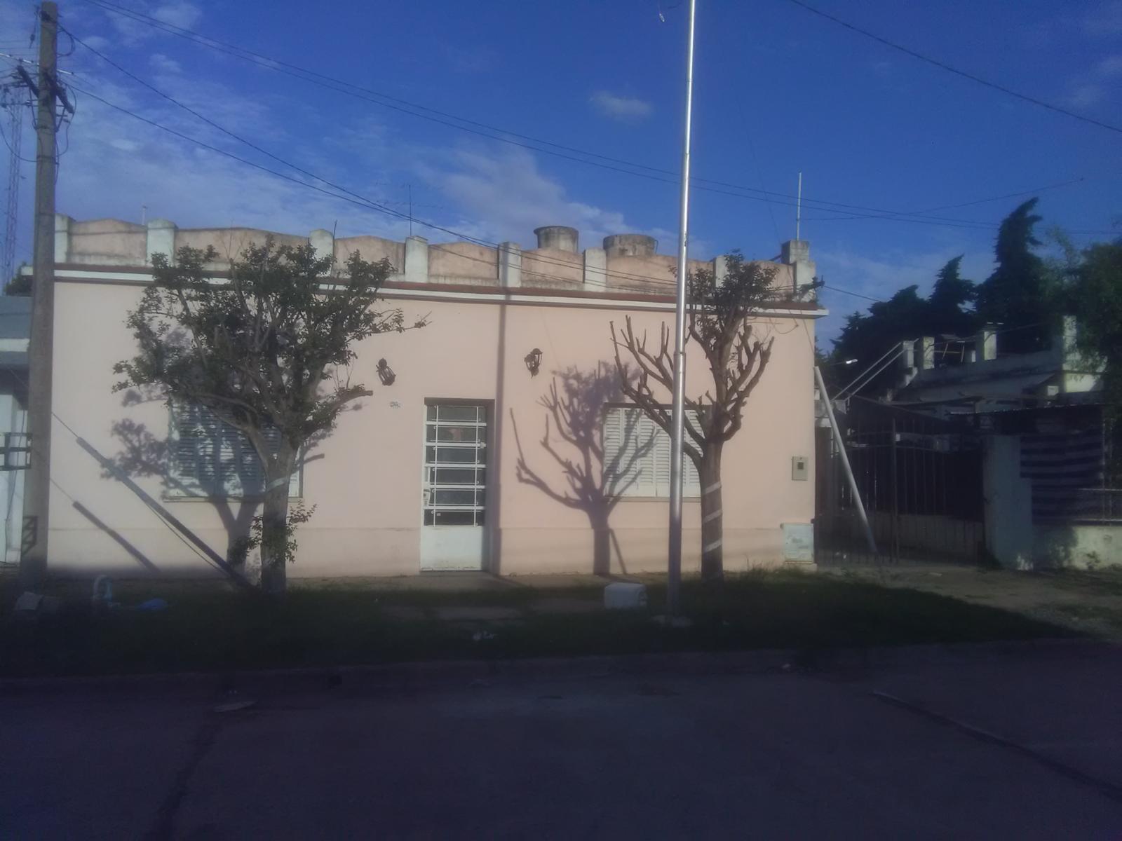 Primera Junta 499 y Alberdi Nro. 2932 San Lorenzo · San Lorenzo — foto 24