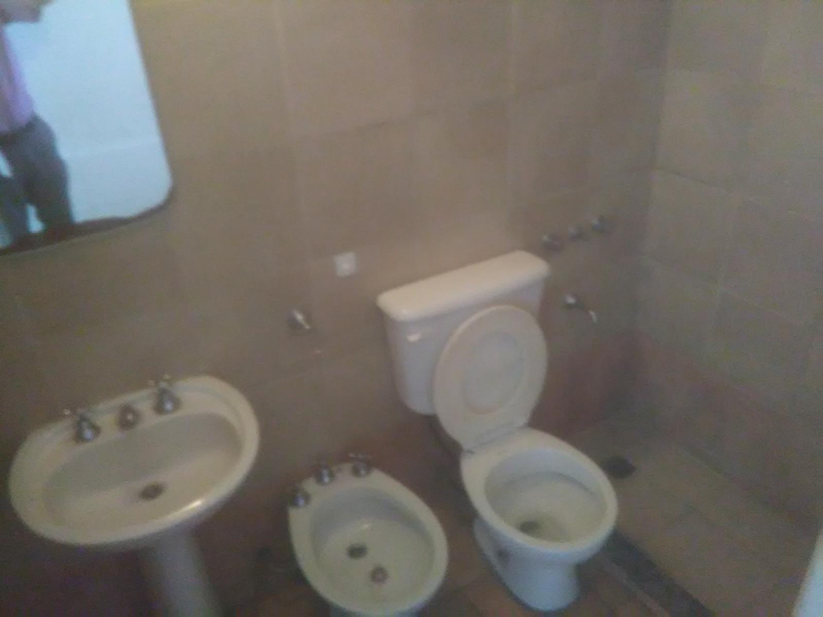 Primera Junta 499 y Alberdi Nro. 2932 San Lorenzo · San Lorenzo — foto 8