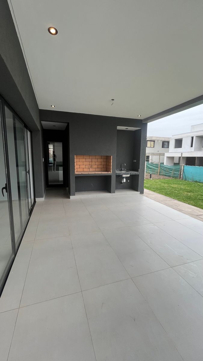 EN VENTA CASA A ESTRENAR 2 DORMITORIOS EN UNA SOLA POANTA EN COUNTRY THE POINT · Lules — foto 6