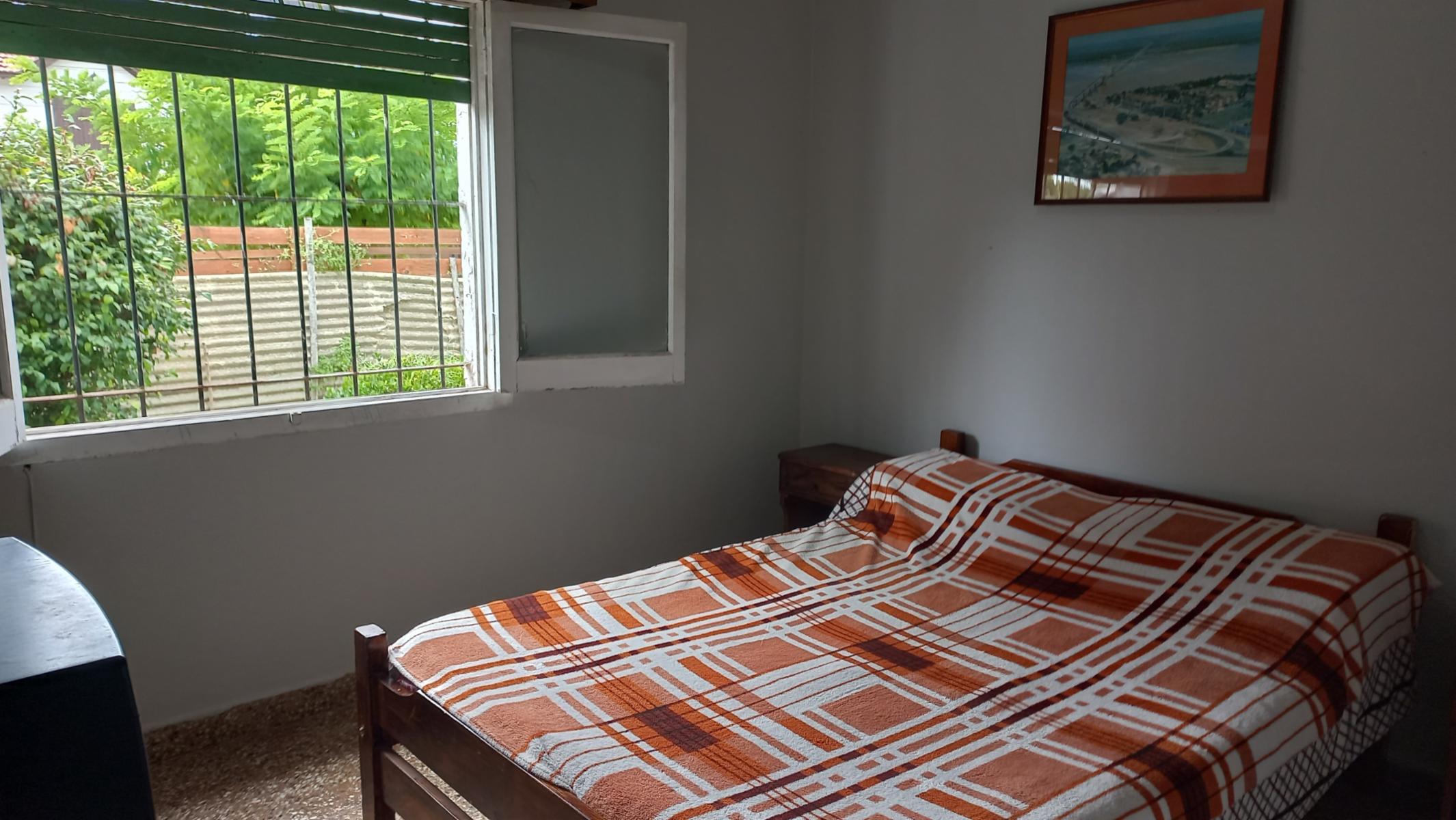Avenida 6 entre Paseos 106 y 107 · Villa Gesell — foto 6