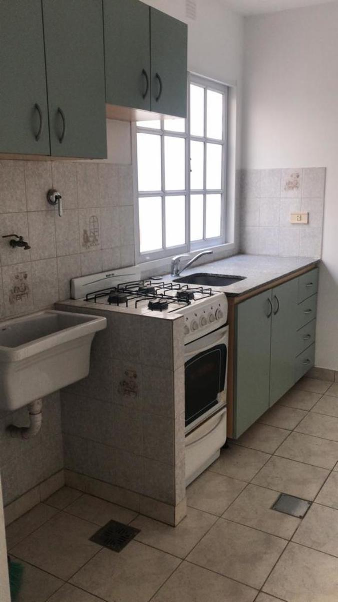 MORON 4800 · Vélez Sarsfield — foto 4