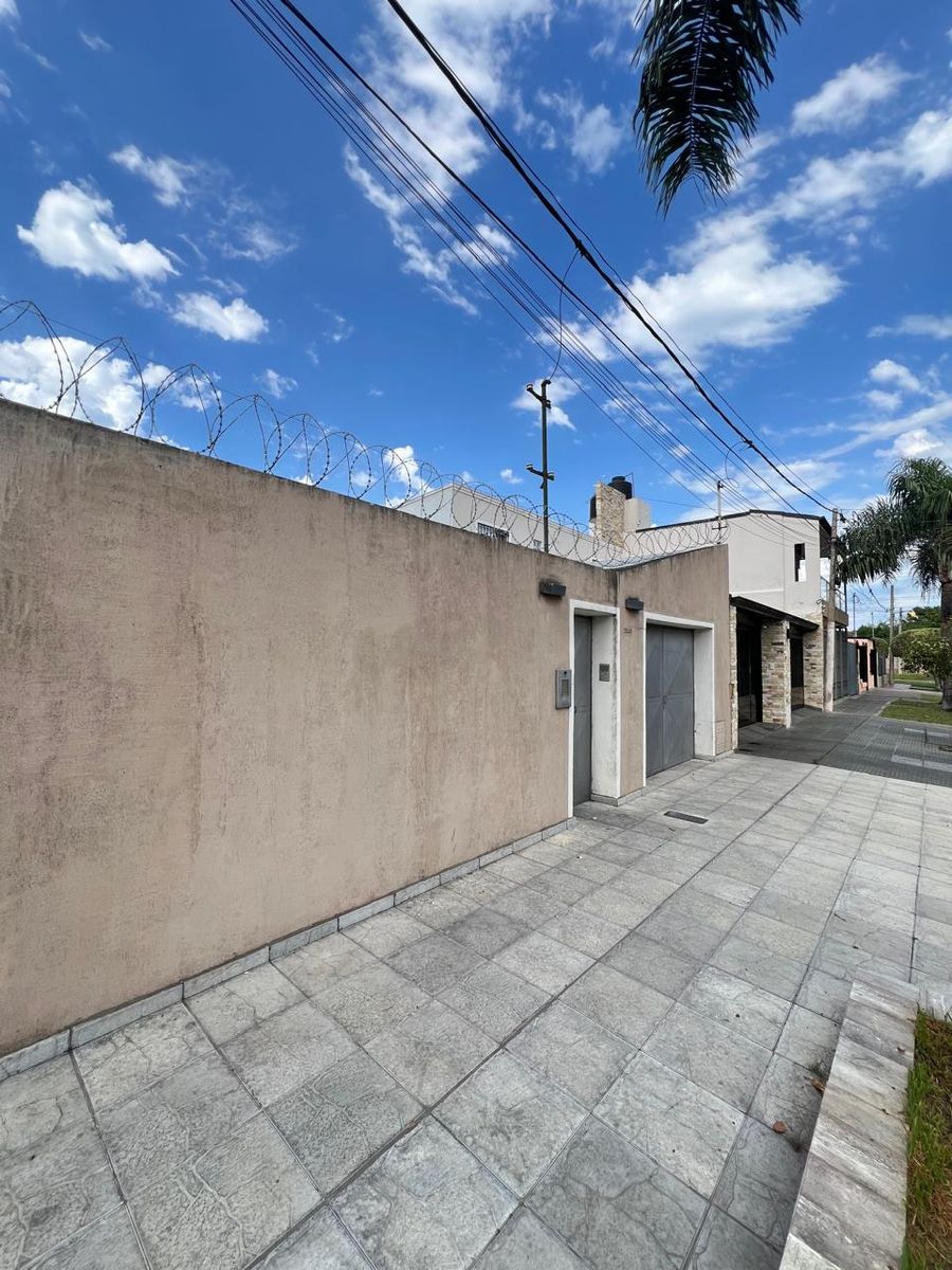 Llerena 2840 · La Capital — foto 3