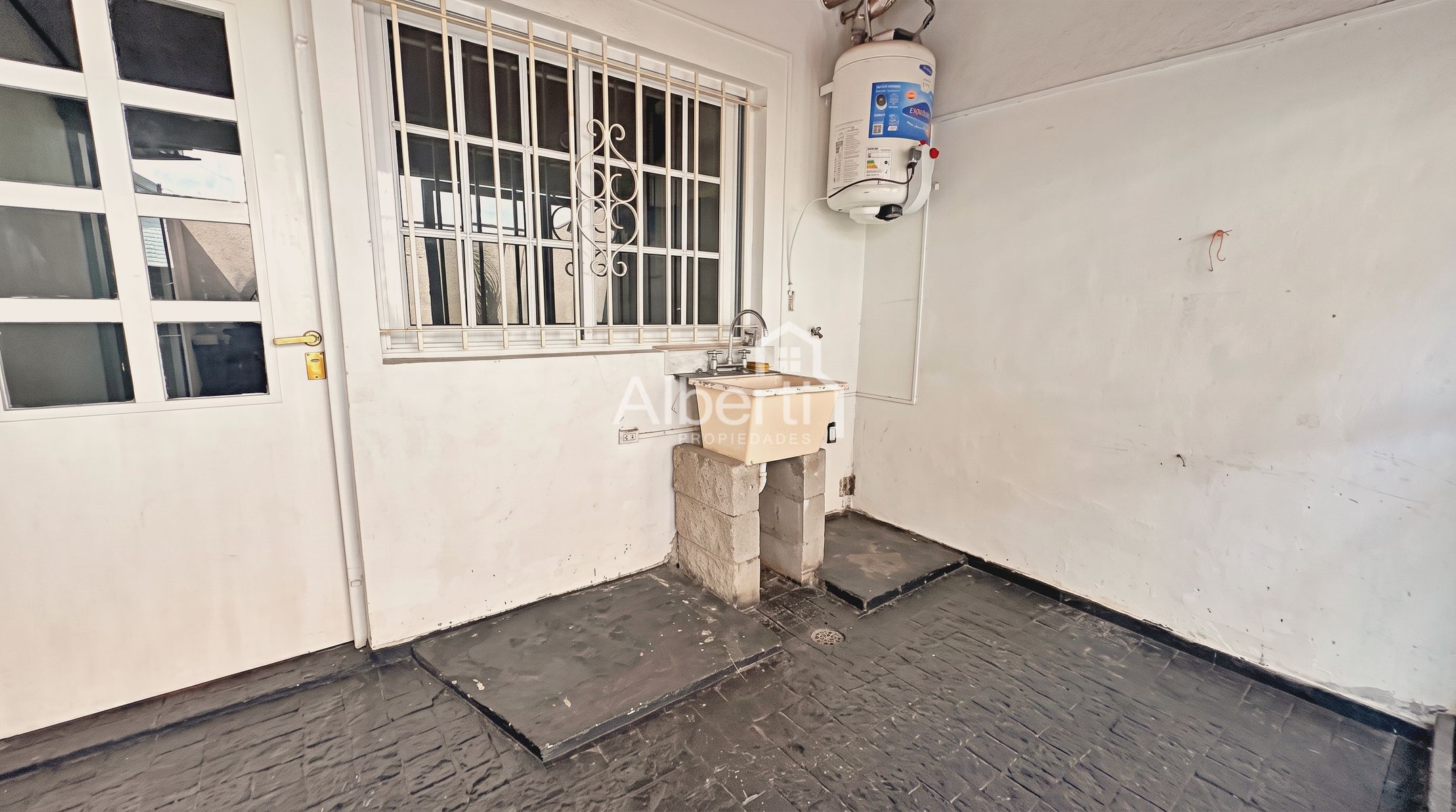 José María Moreno 1143 · Morón — foto 12