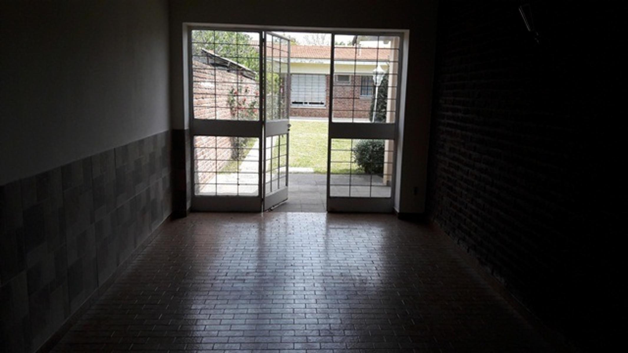 calle31e30y32 · General Alvarado — foto 13