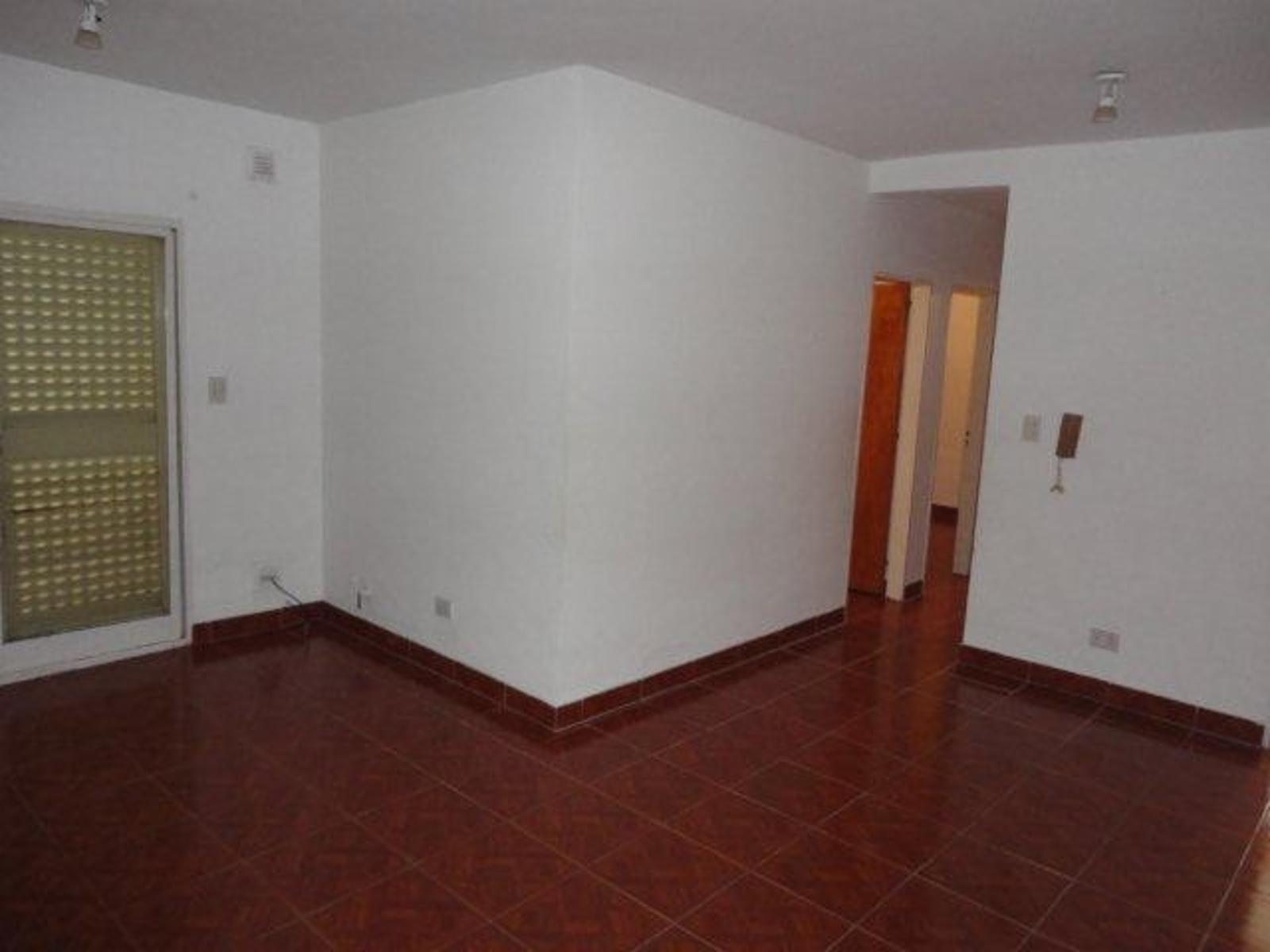 RAMON SANTAMARINA 1049 T 9 D 5 · Esteban Echeverría — foto 3