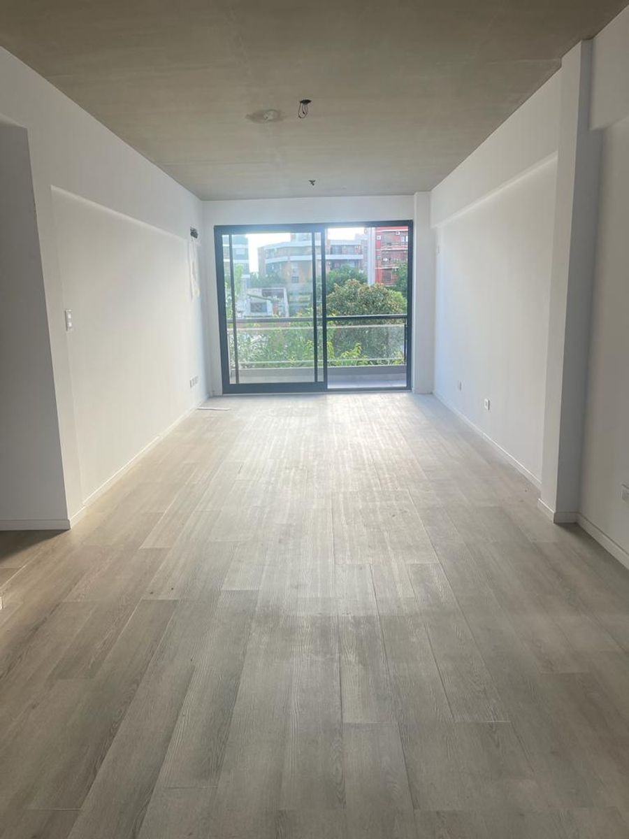 Mercedes 332 · Floresta — foto 3
