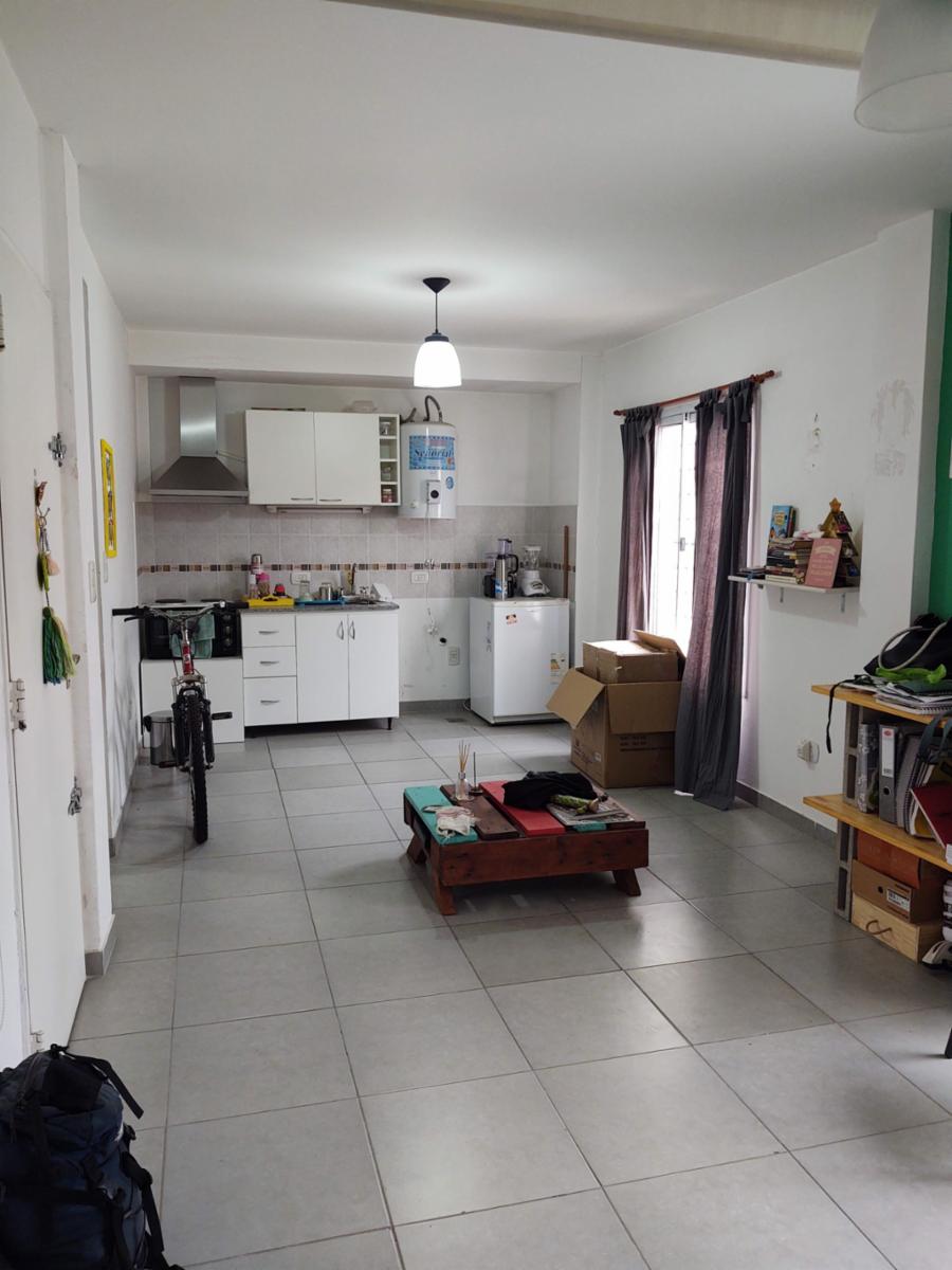 Colon 400 · Morón — foto 5