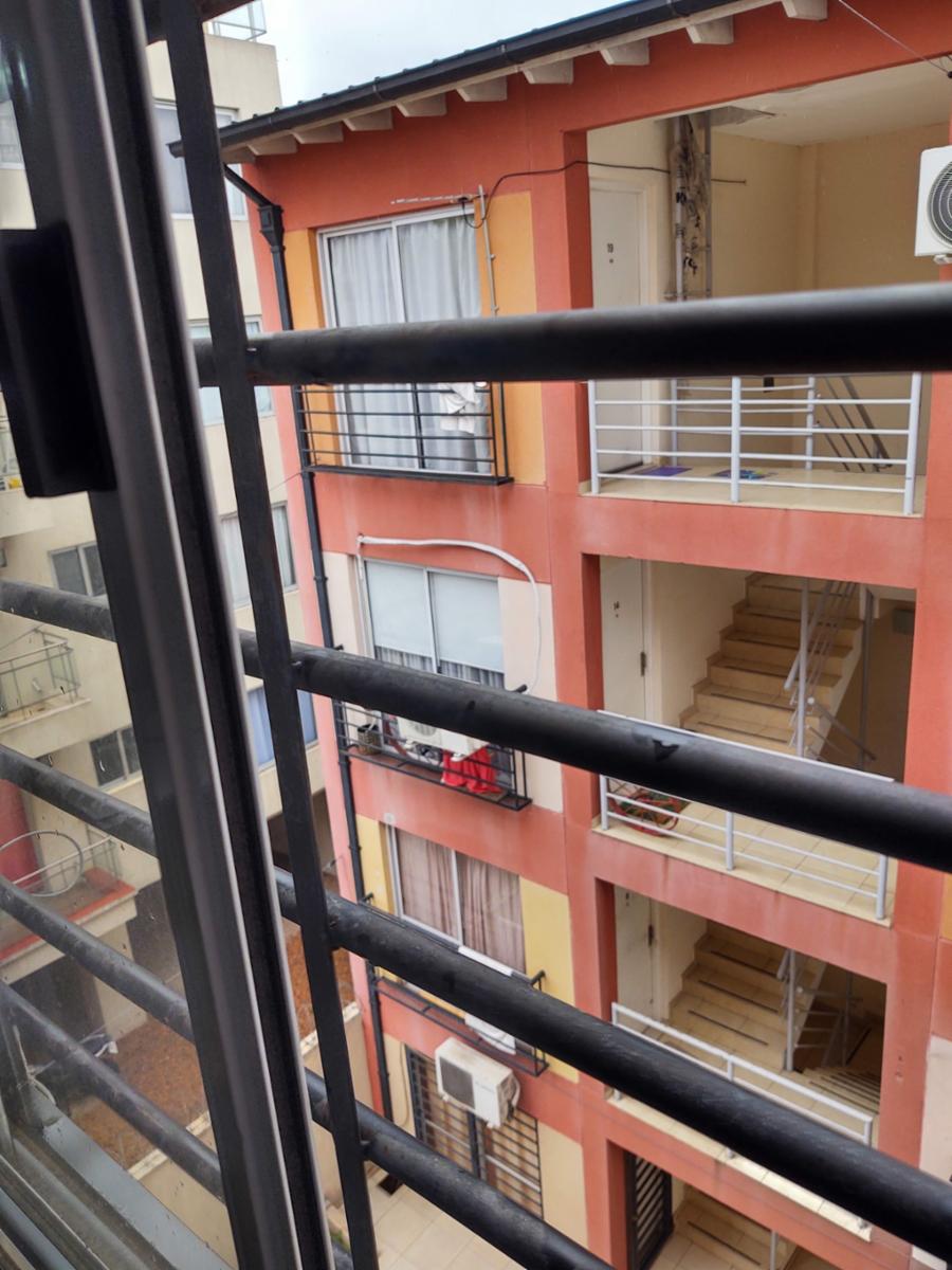Colon 400 · Morón — foto 6