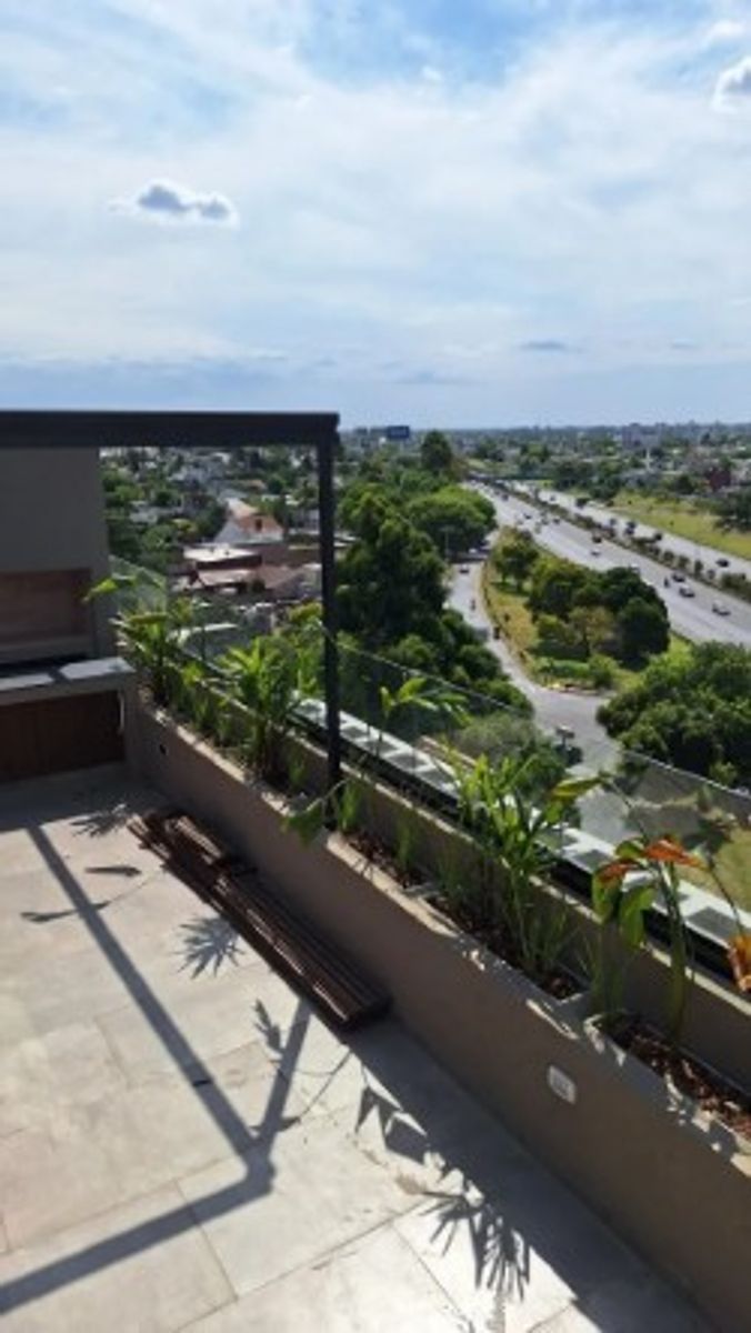 Evaristo Carriego 2348 · Morón — foto 3