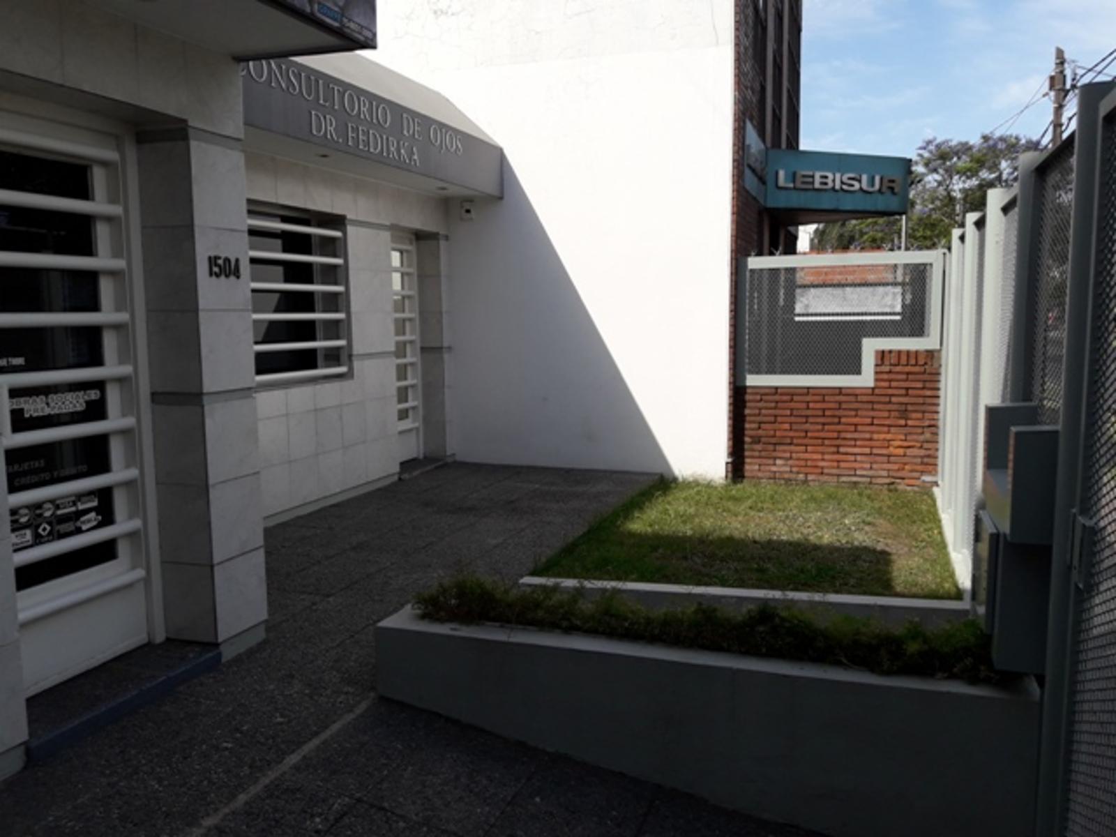 CERRITO 1504 · Lomas De Zamora — foto 3