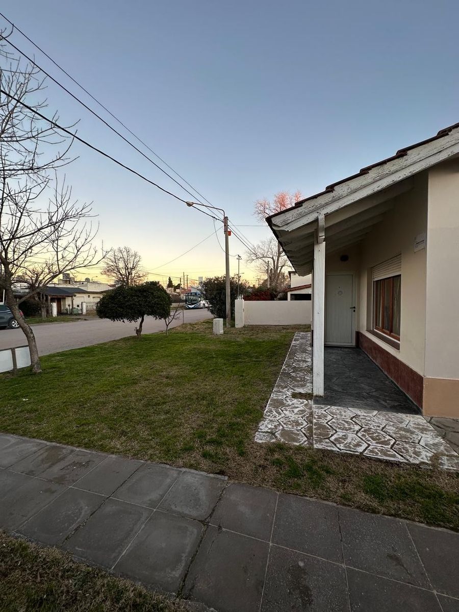 Pedro de Mendoza al 900 · Monte Hermoso — foto 3
