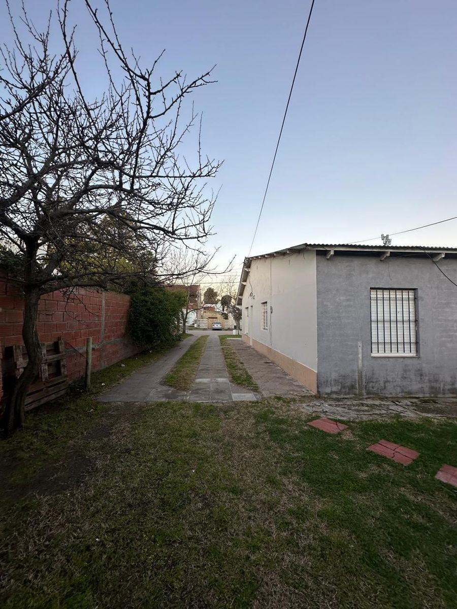Pedro de Mendoza al 900 · Monte Hermoso — foto 4
