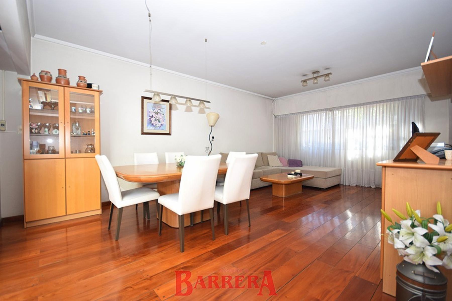 Casa en lote propio 5 ambientes