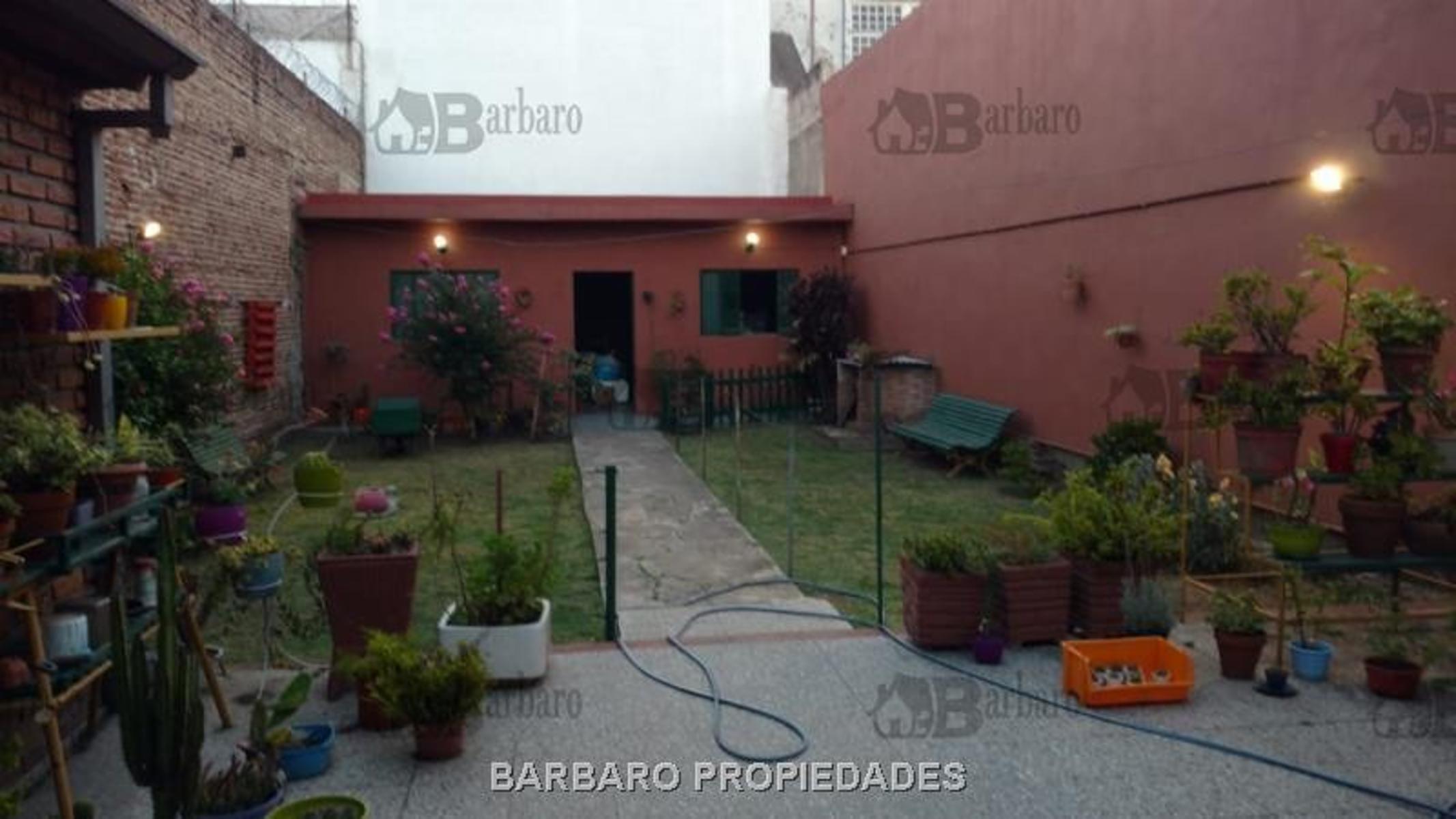 BARBARO VENDE CASA EN SAN MARTIN