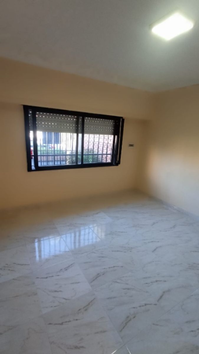 Amadeo Jacques 365 · Morón — foto 12