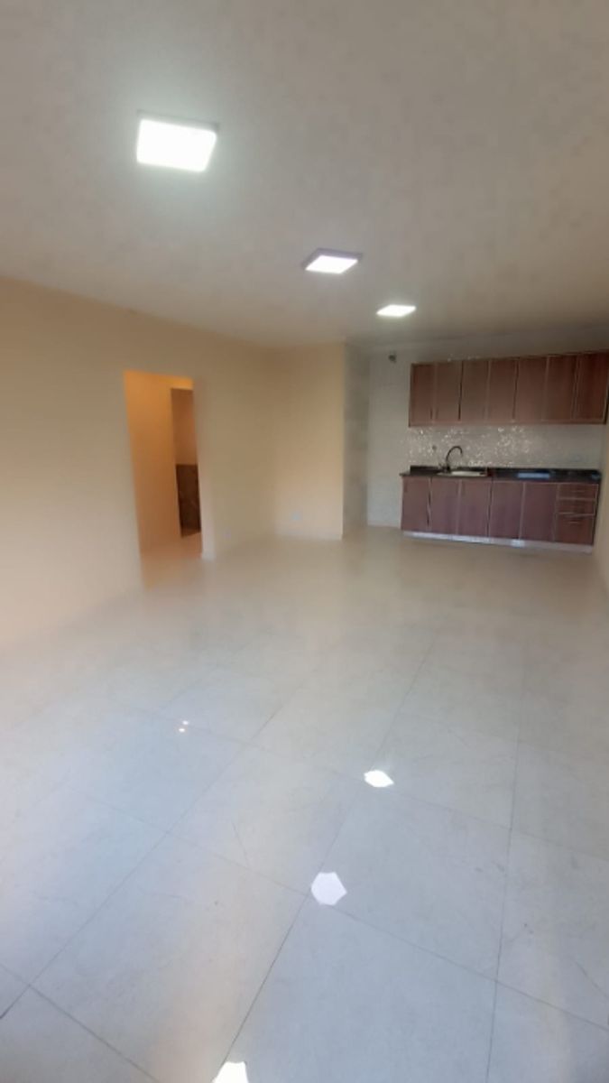 Amadeo Jacques 365 · Morón — foto 3