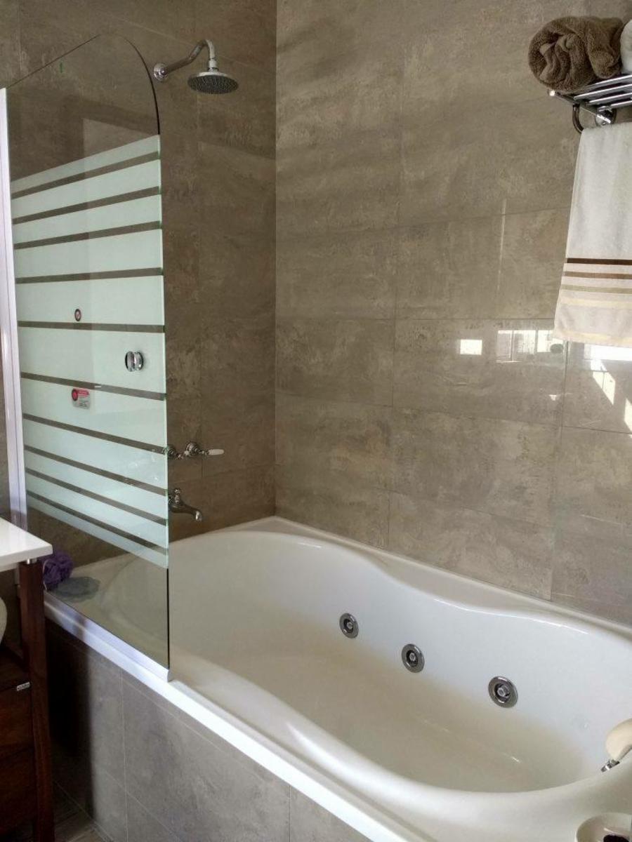 Los Fresnos 675 · Escobar — foto 17