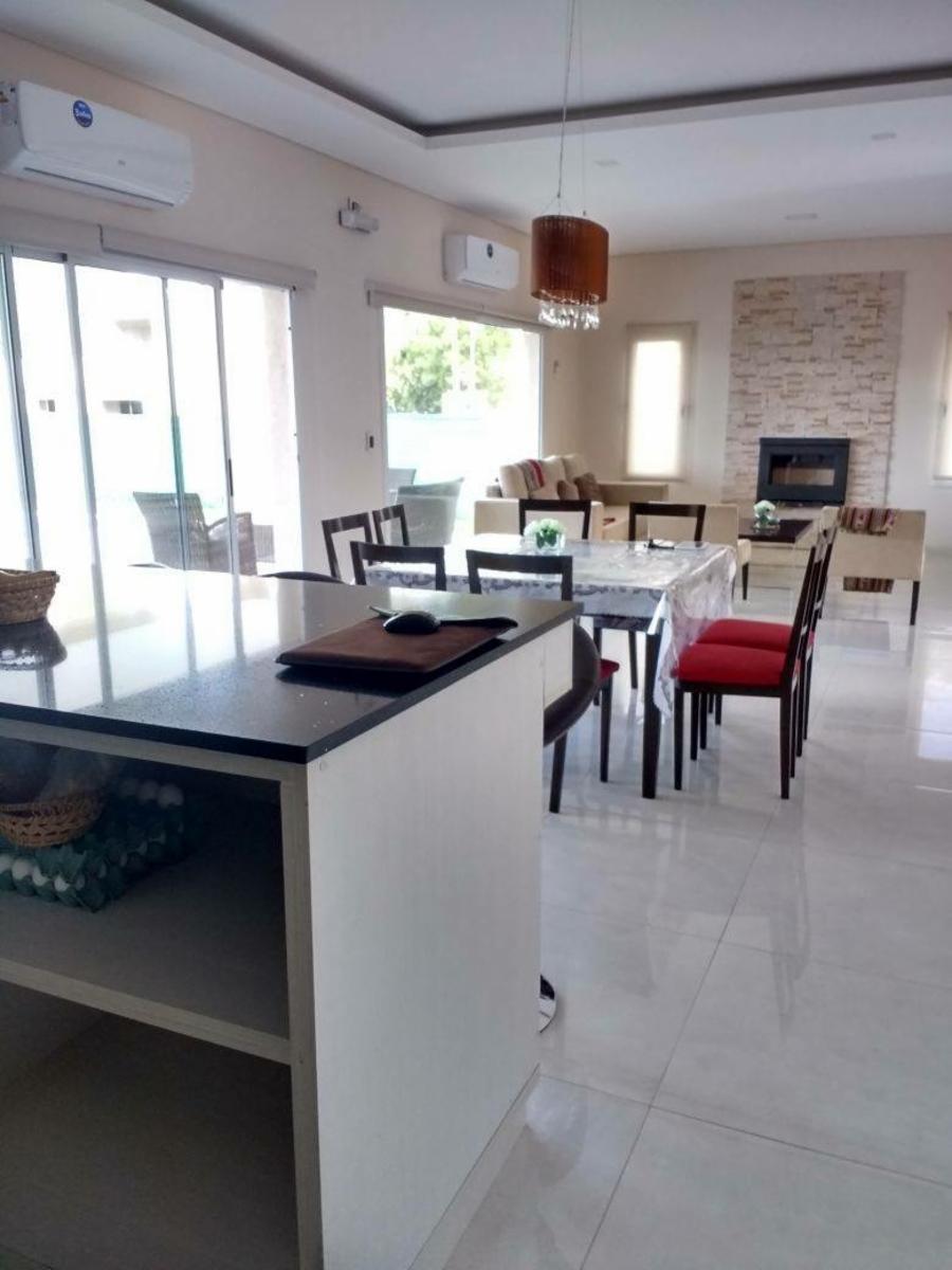 Los Fresnos 675 · Escobar — foto 9