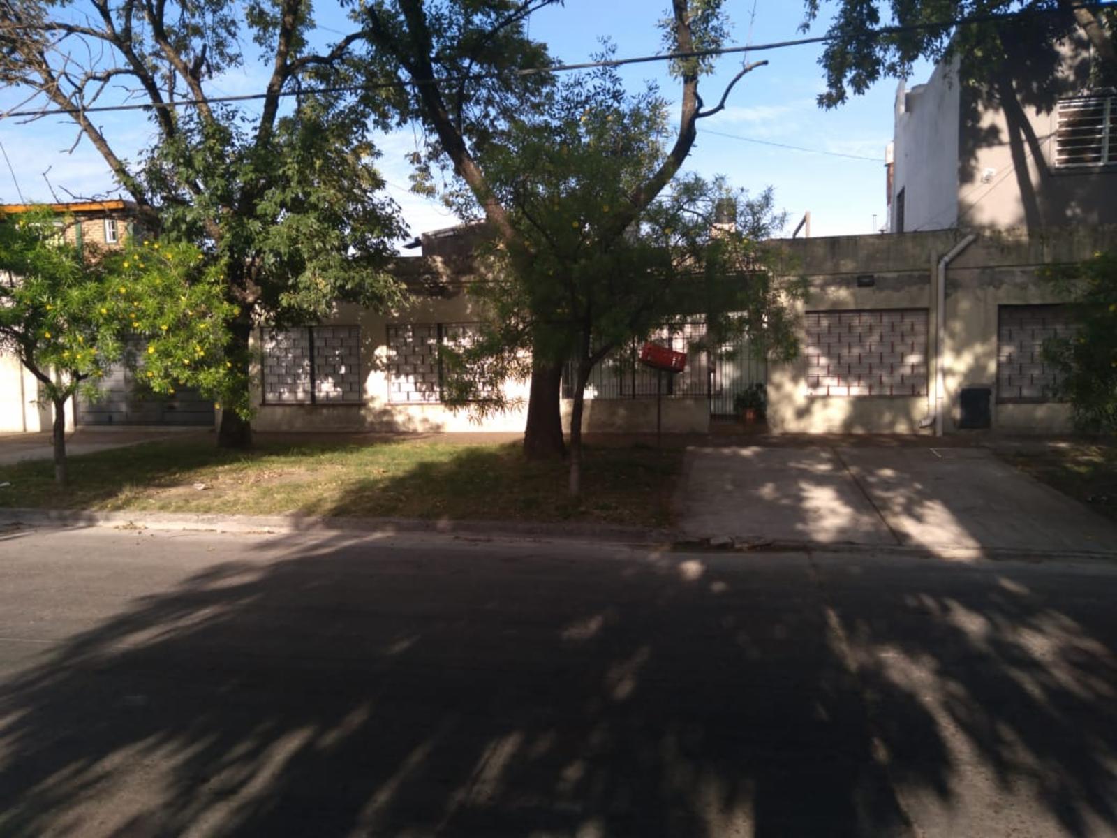 Estrada 1698 · Lomas De Zamora — foto 10