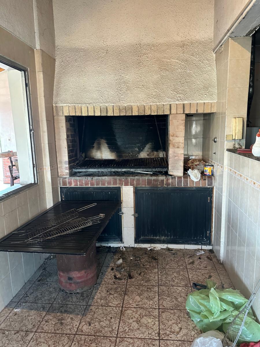 AVDA. V. SARSFIELD 1200 · La Matanza — foto 12