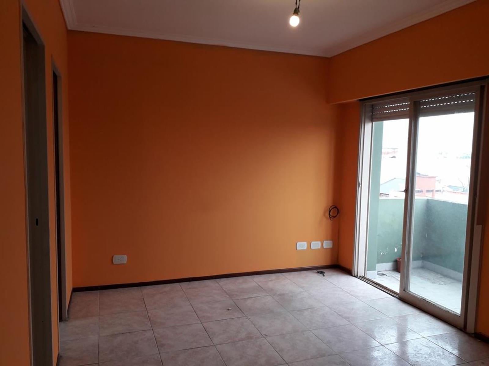 AVENIDA VELEZ SARSFIELD 564 · La Matanza — foto 5