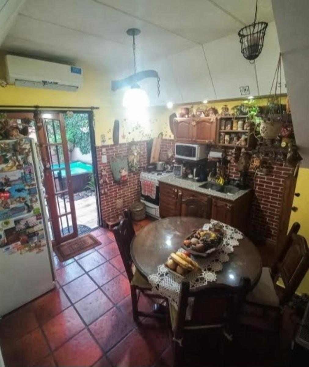 BERUTTI 738 · La Matanza — foto 9
