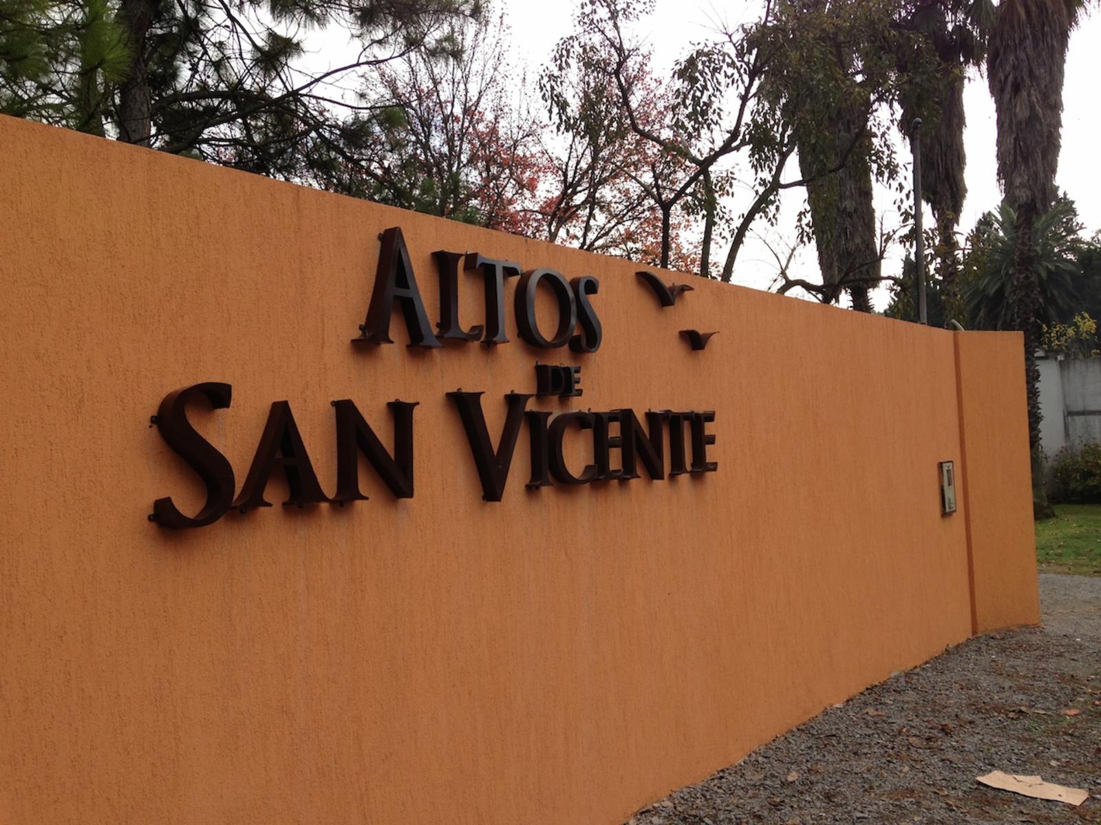 Av. Presidente Peron 3371 · San Vicente — foto 11