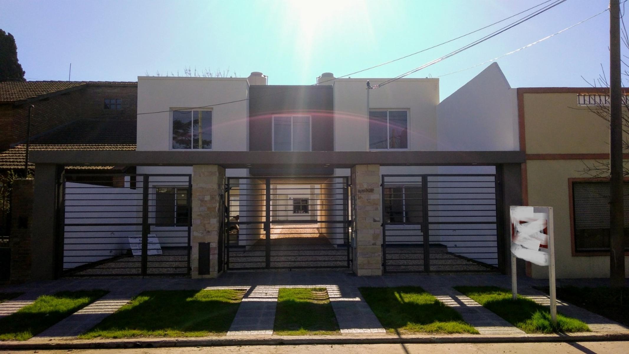 Hermoso Duplex 3 Amb. A estrenar Ituzaingó Norte