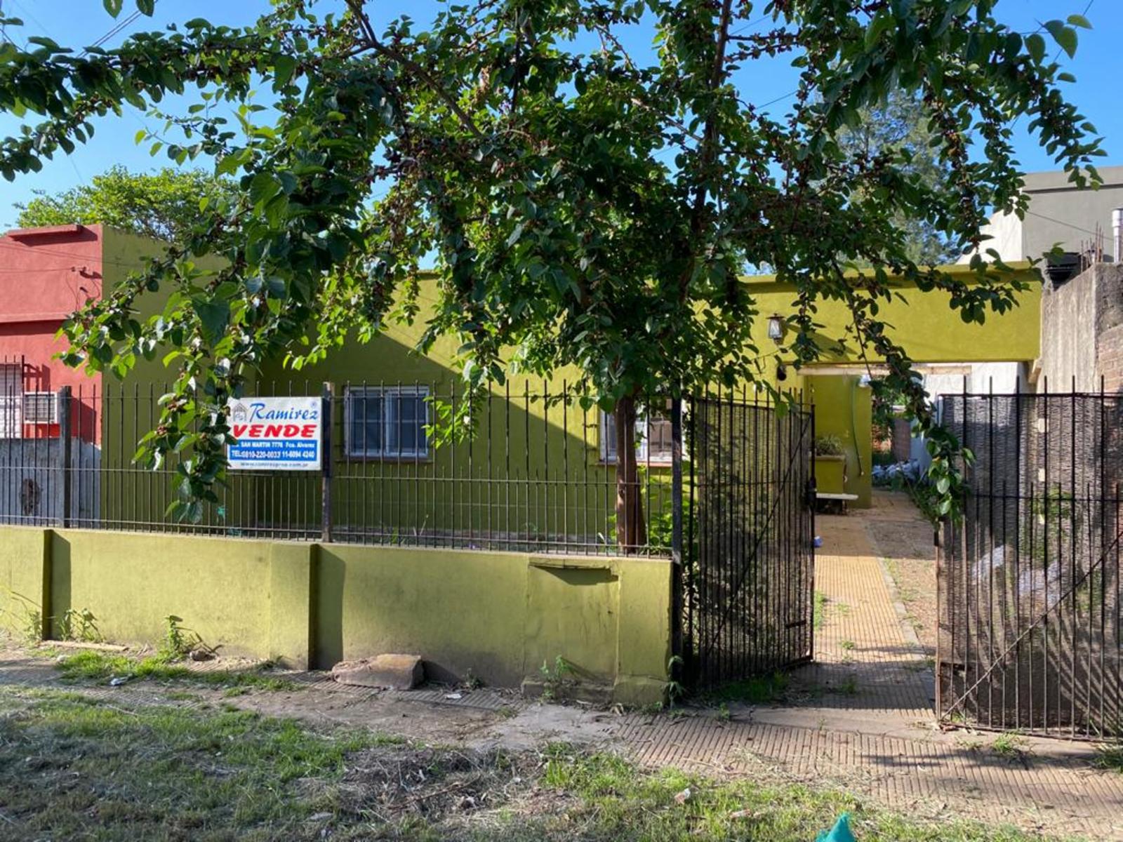 Casa 4 Ambientes En VEnta - General Rodríguez