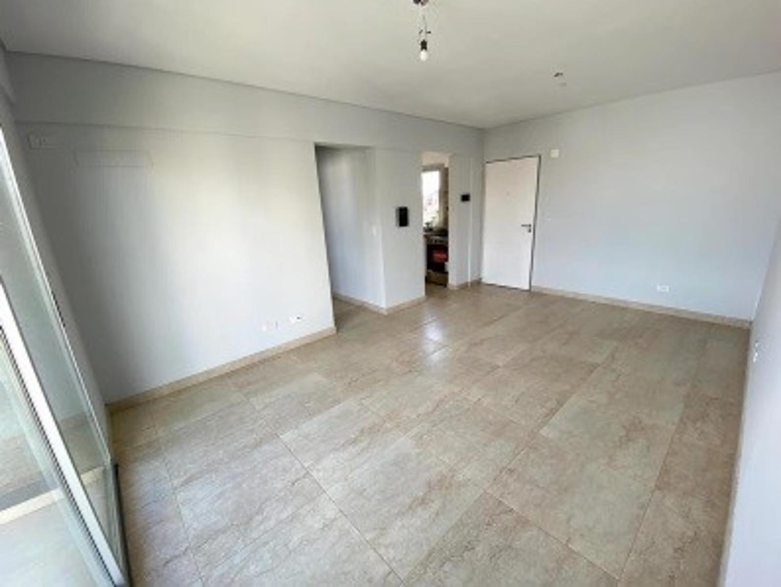Casullo 347 · Morón — foto 4