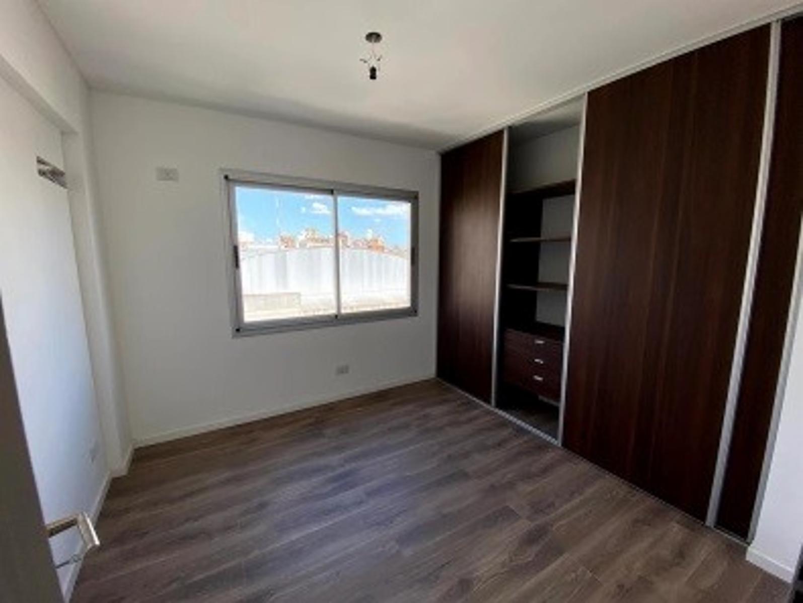 Casullo 347 · Morón — foto 7