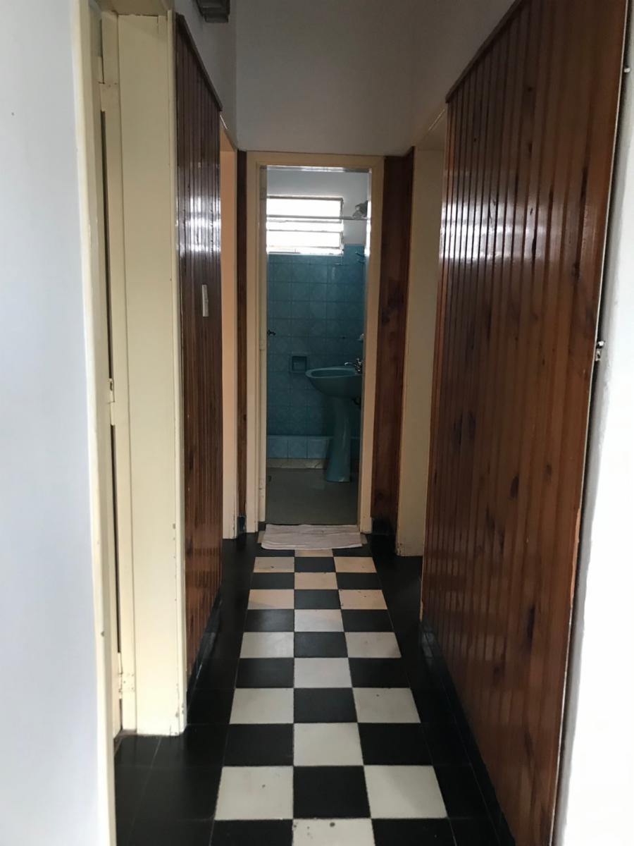 Casa de tres ambientes a la venta en Bella Vista