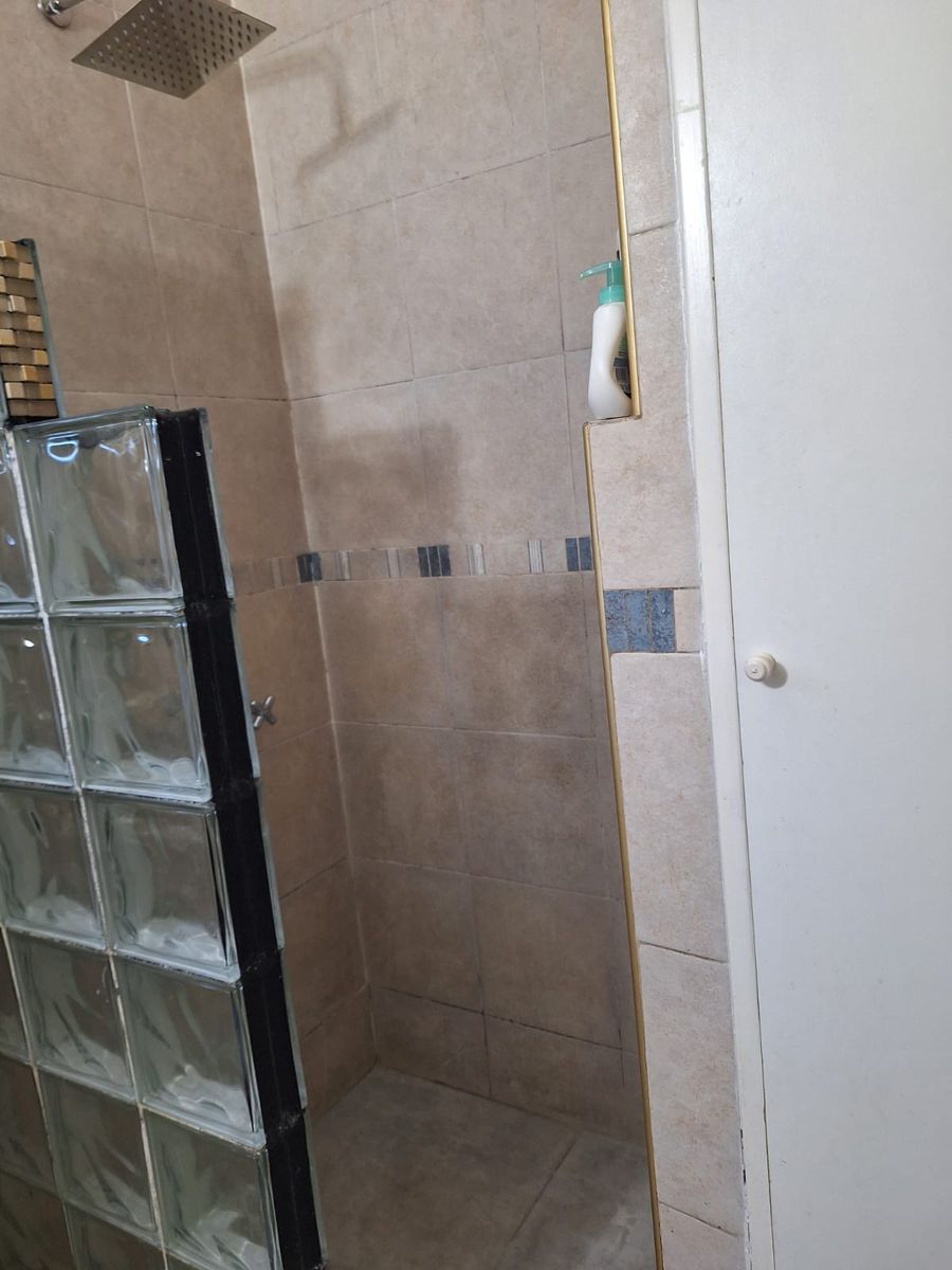 Vicente Lopez al 1200 · Morón — foto 5