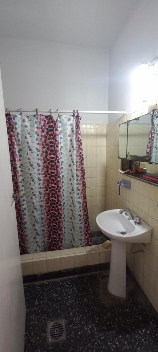 MARRASPIN 4316 · Lanús — foto 6