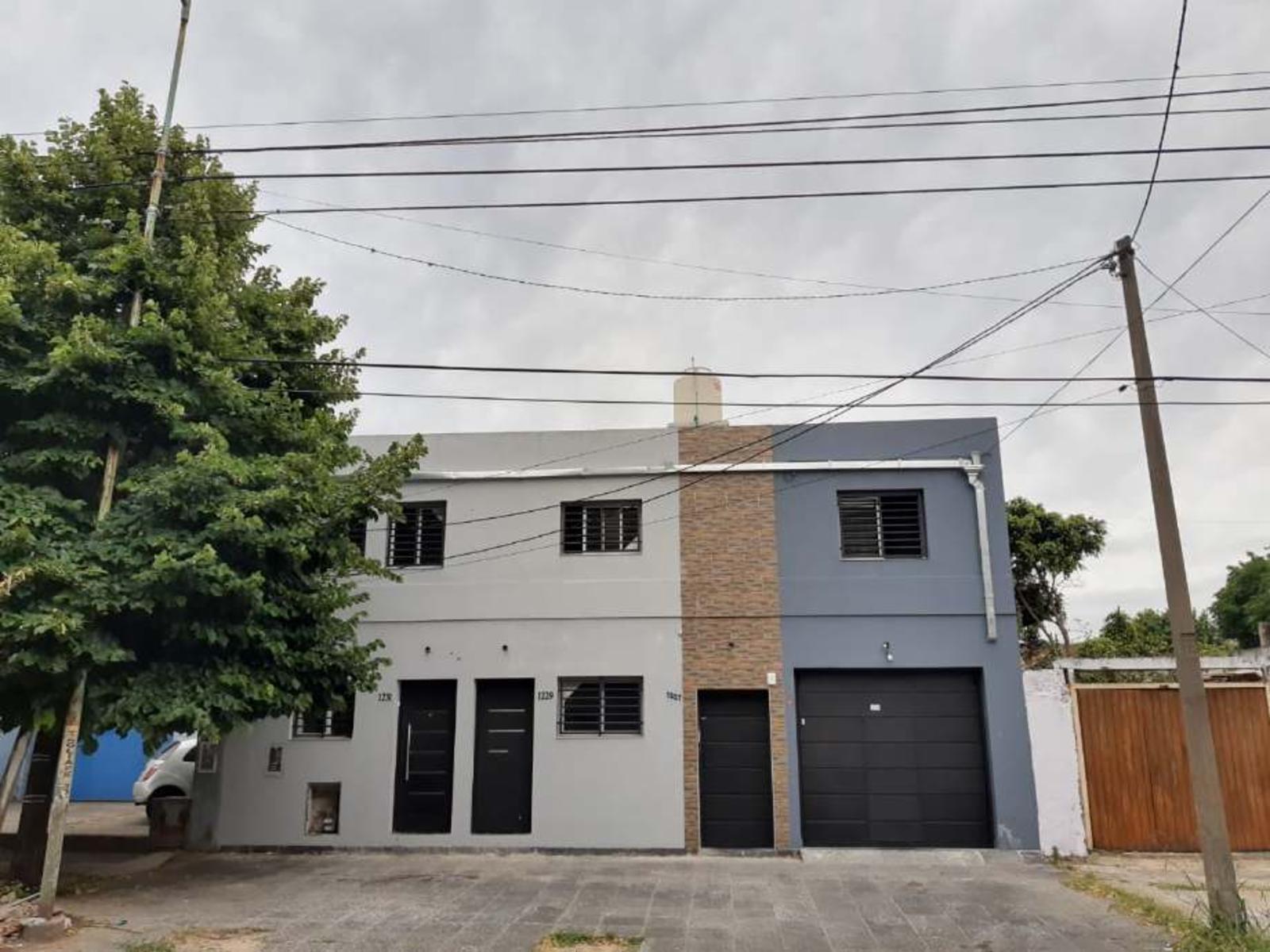 VENTA DE BLOCK - 6 DEPARTAMENTOS + GALPON DE 165 MTS2 - IDEAL INVERSOR - MORON NORTE