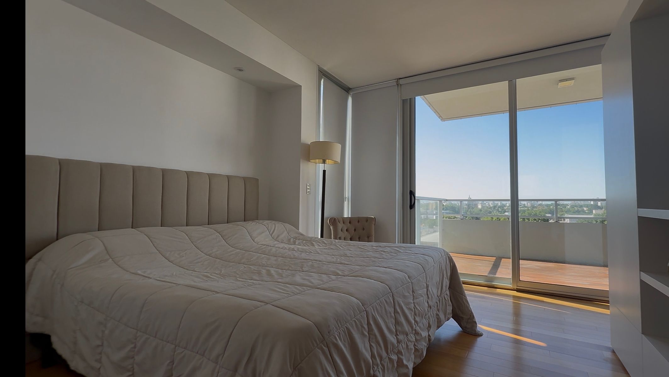 R L FALCON 5700 · Villa Luro — foto 28
