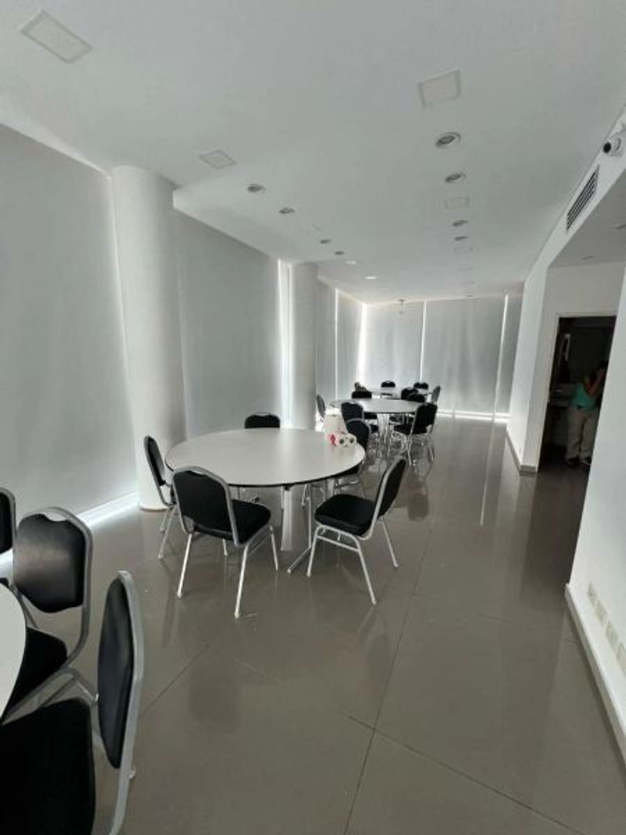 R L FALCON 5700 · Villa Luro — foto 10