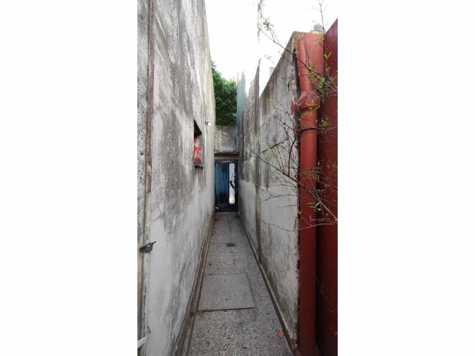 Pozos 235 · La Matanza — foto 3