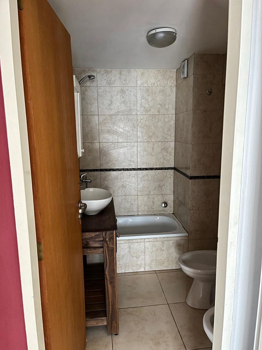 SUCRE 370 · Morón — foto 8