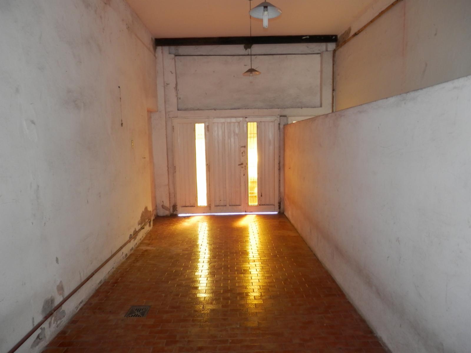 Cristobal Colón 700 · Morón — foto 11