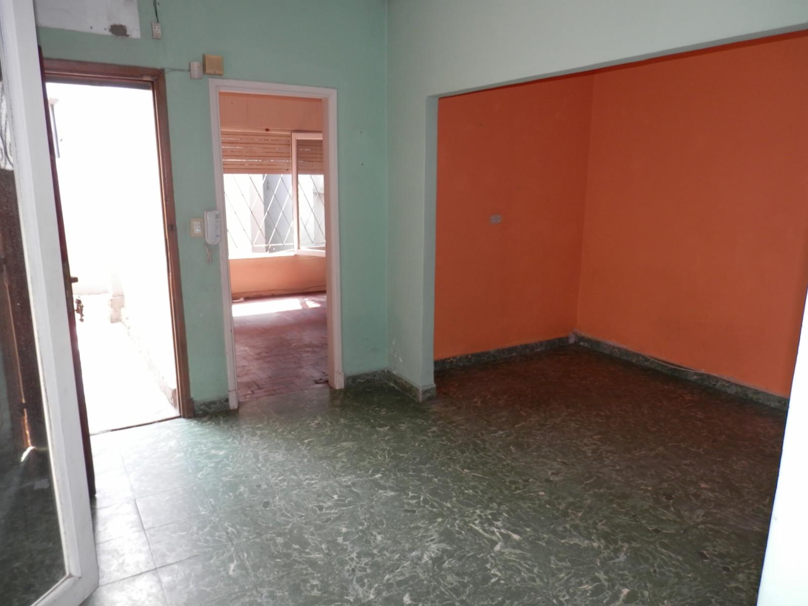 Cristobal Colón 700 · Morón — foto 17