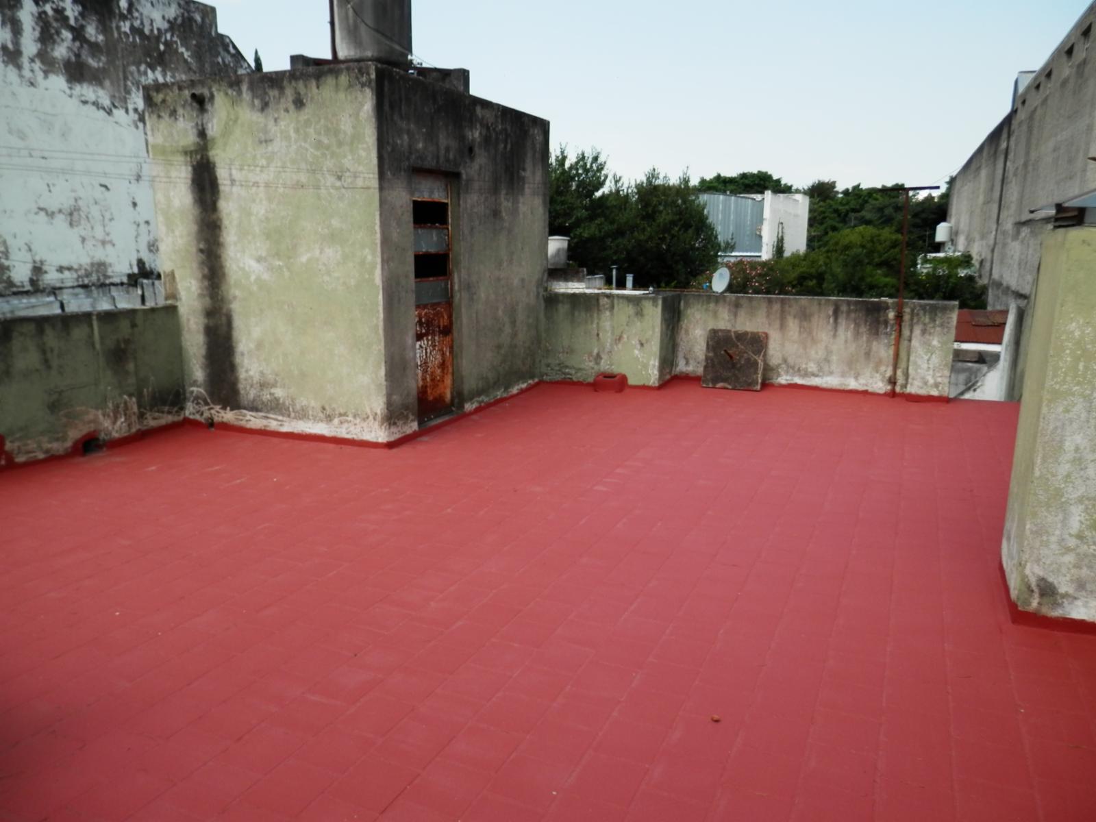 Cristobal Colón 700 · Morón — foto 24