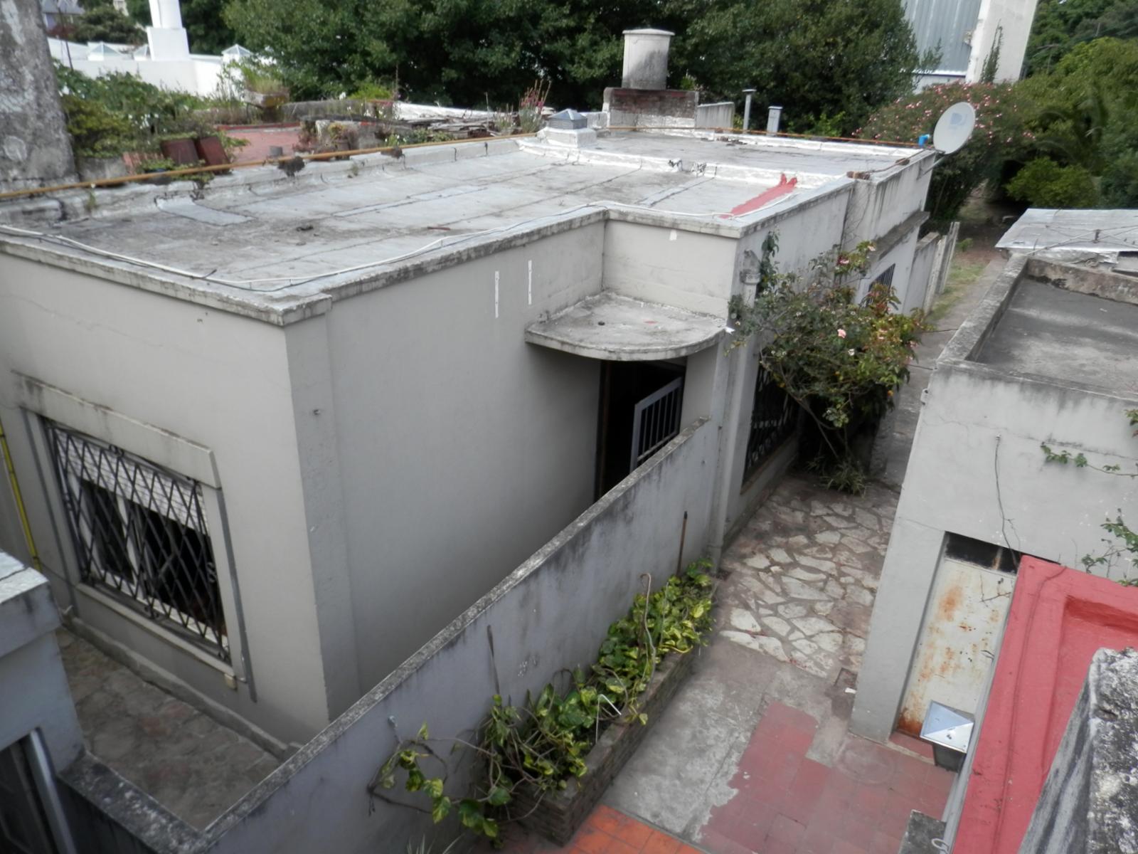Cristobal Colón 700 · Morón — foto 25