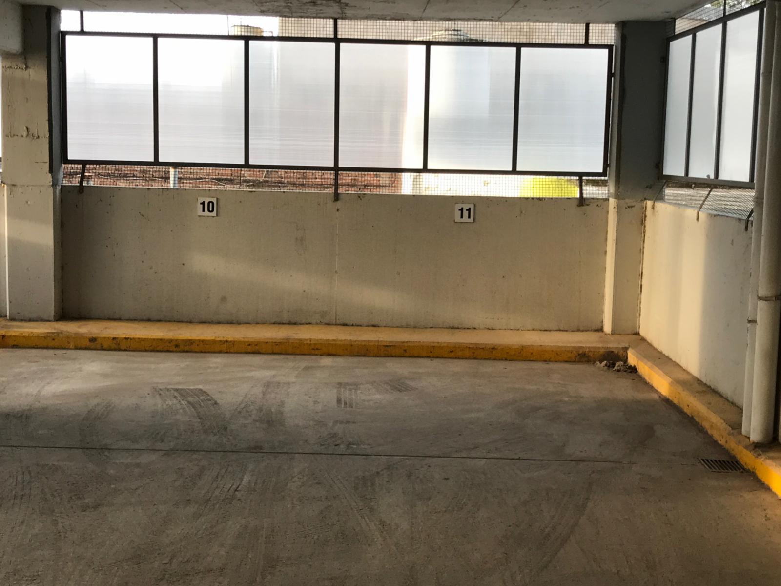 Cochera en Sarmiento 560