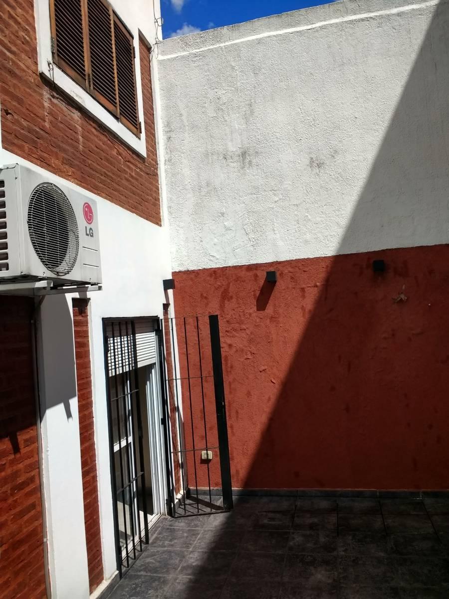 Gonzalez Castillo 100 · La Matanza — foto 10
