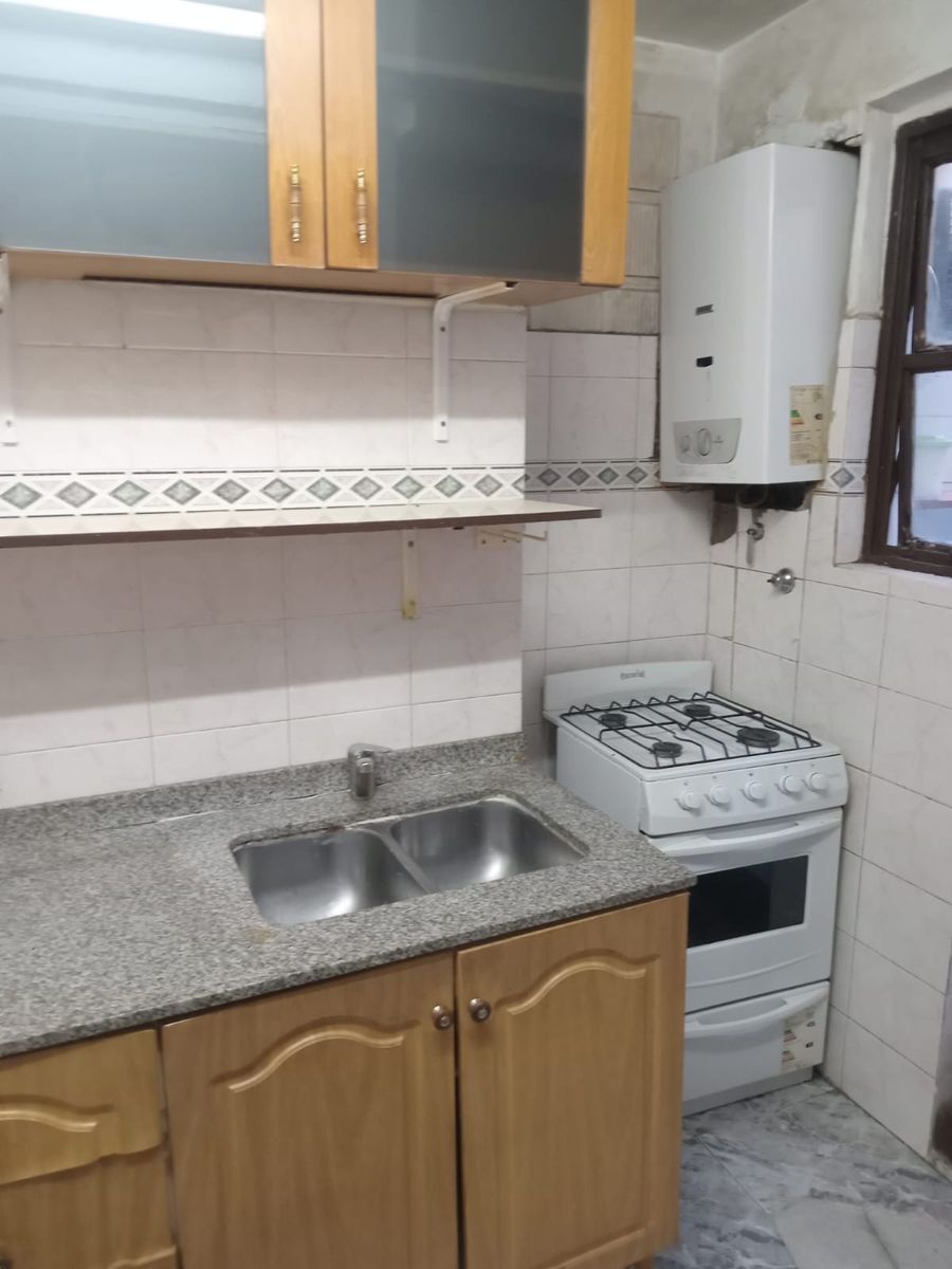 AZCUENAGA 300 · Balvanera — foto 8