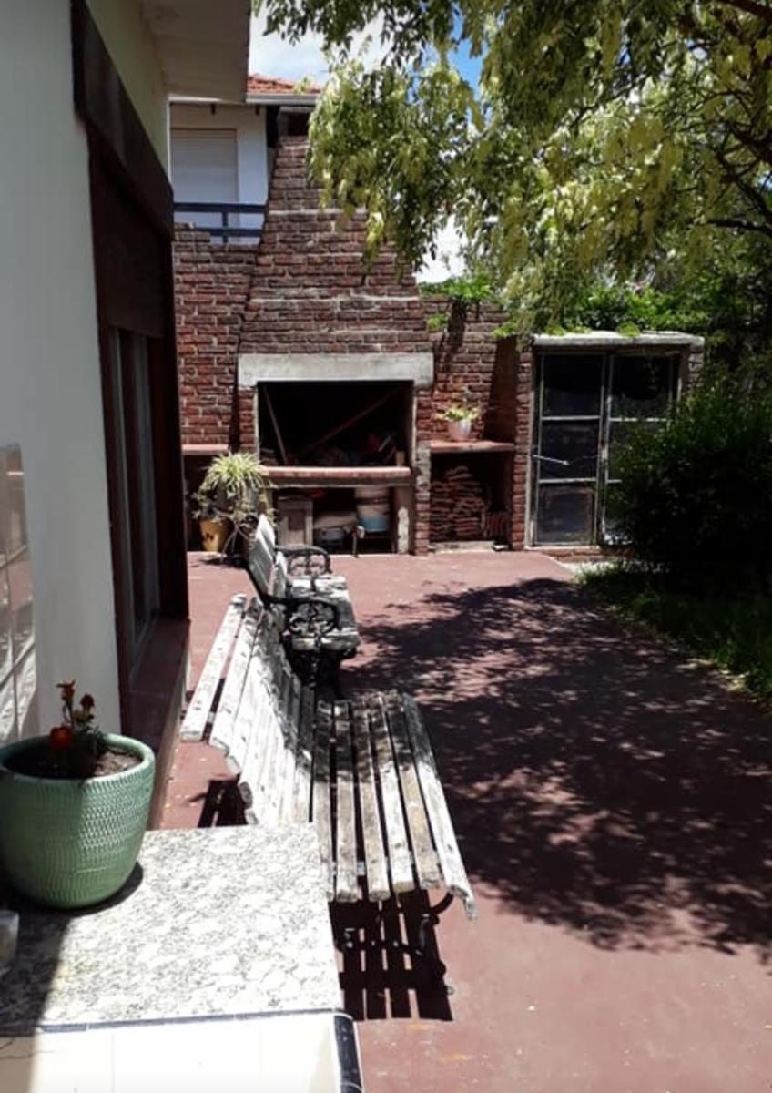 CHALET C/DEPTO 2 AMB (MARMOL 200) · General Pueyrredon — foto 3