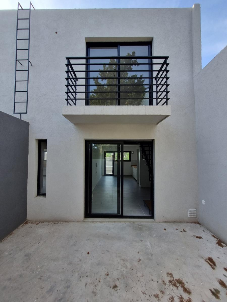 FRANCISCO BEIRO 2400 · Morón — foto 4