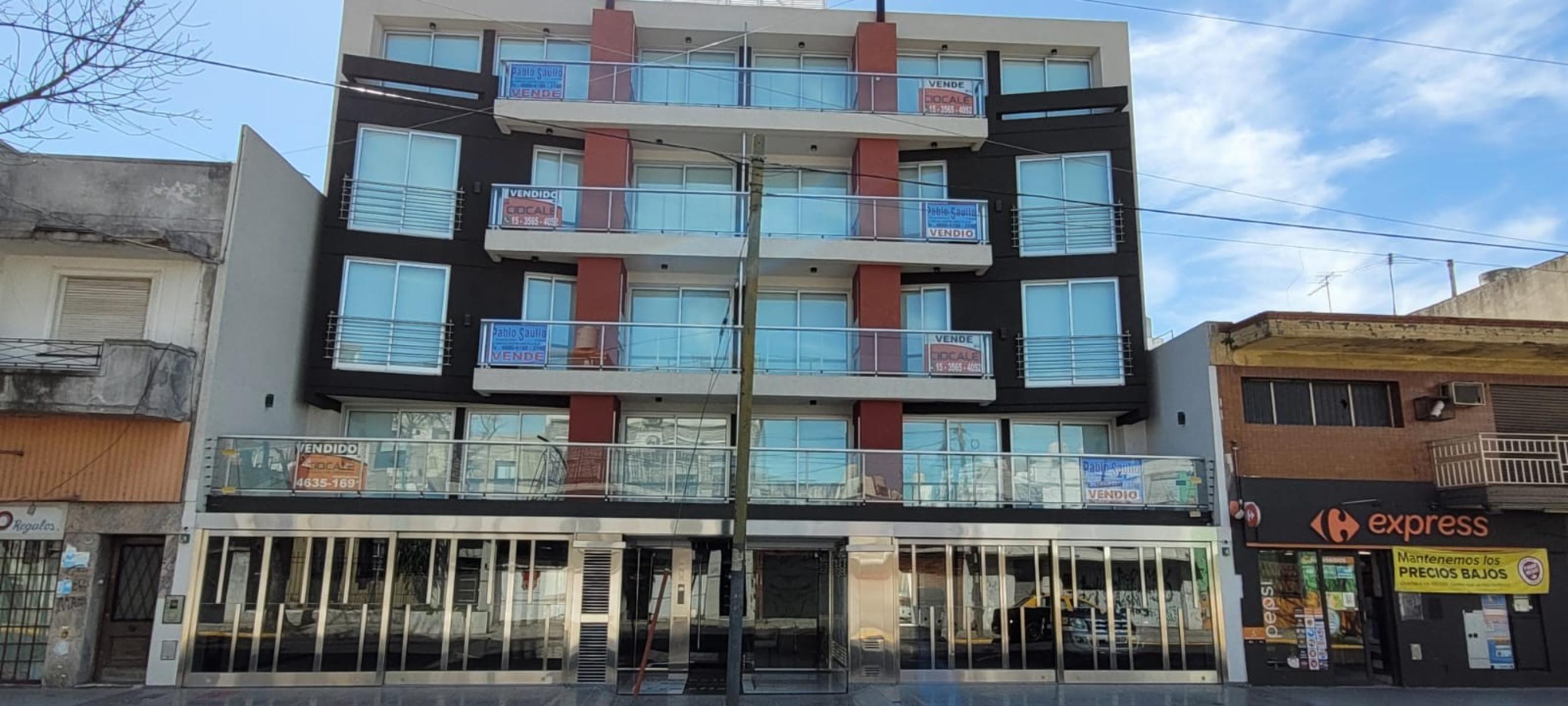 LISANDRO DE LA TORRE 782 · Liniers — foto 29